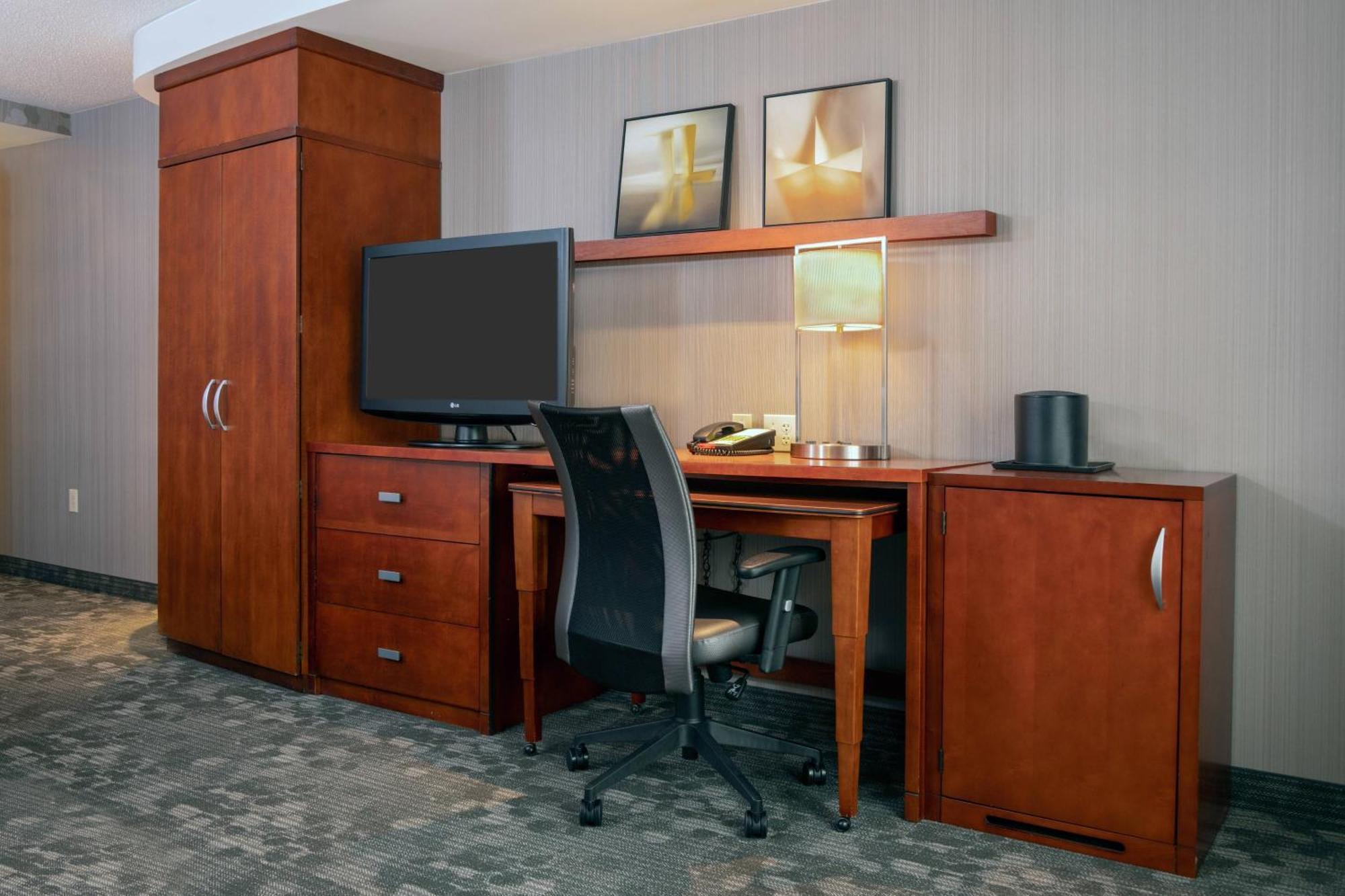 Courtyard By Marriott Newark-University Of Delaware Eksteriør billede