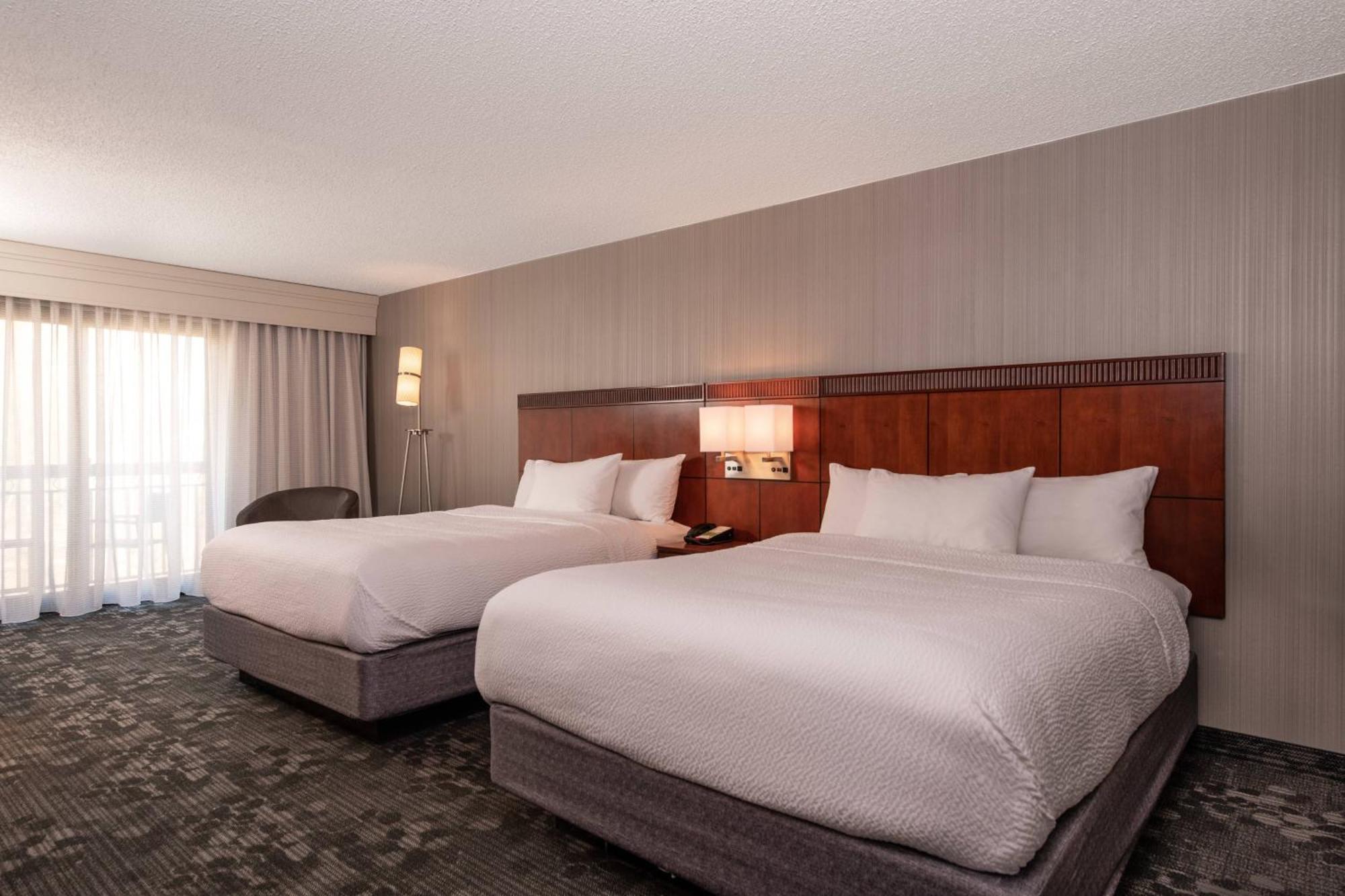 Courtyard By Marriott Newark-University Of Delaware Eksteriør billede